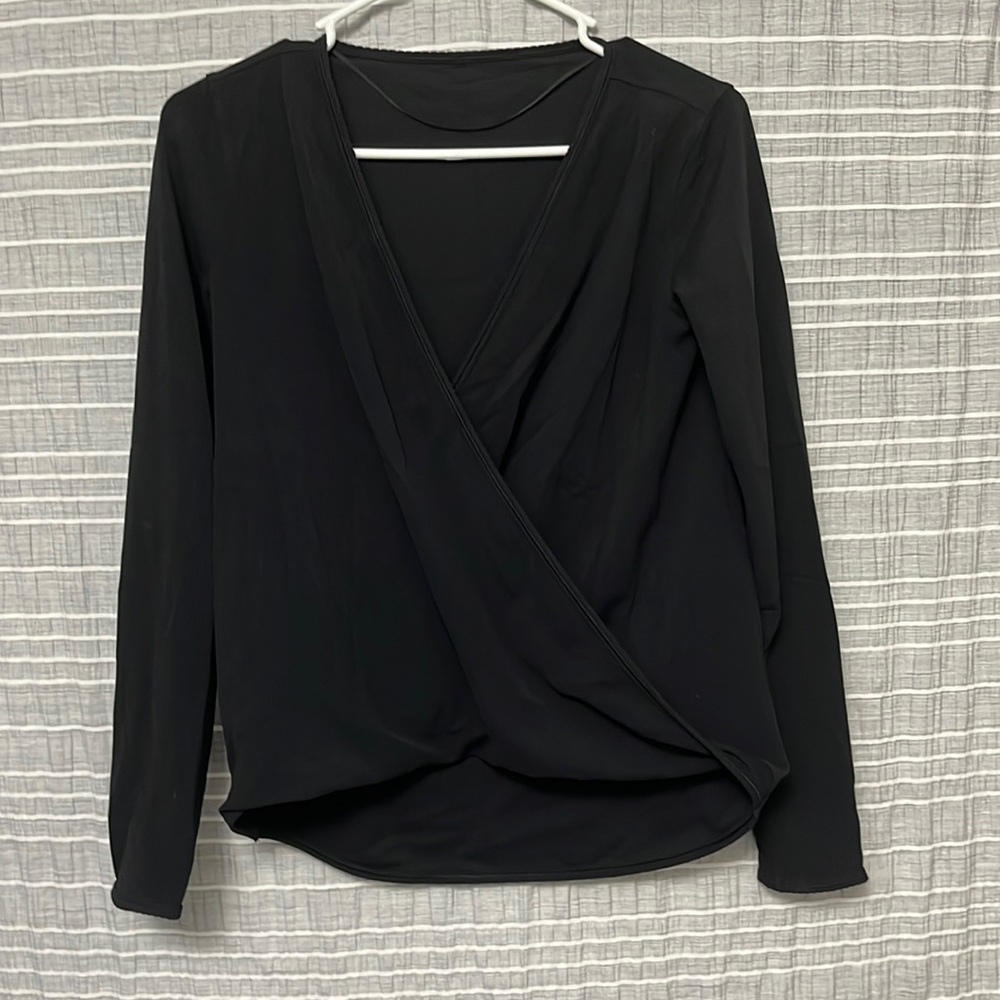 black rulu lululemon wrap long sleeve